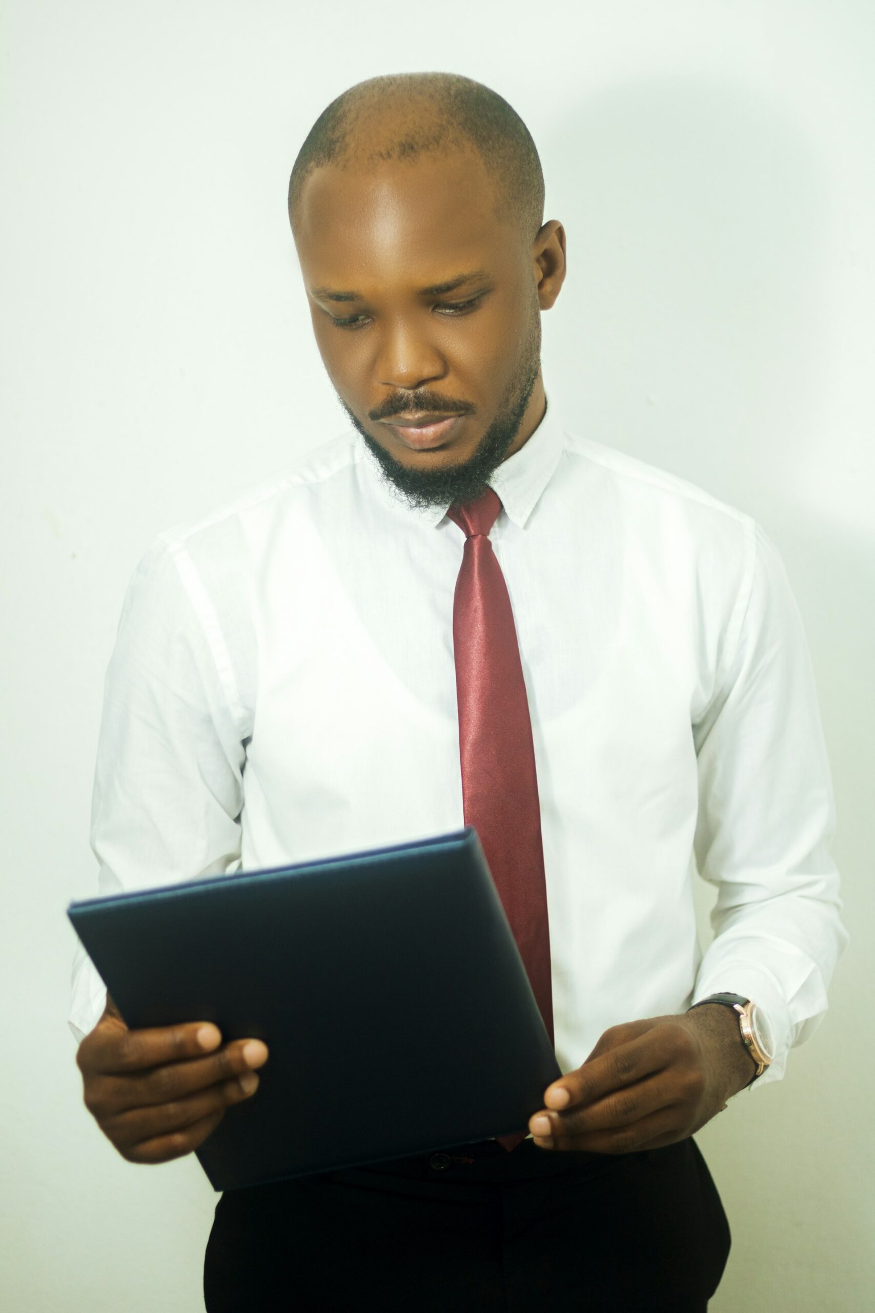 How AI Is Redefining Human Resource Management: Opportunities, Challenges, and Practical Pathways